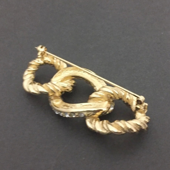 CHRISTIANE DIOR RHINESTONE GOLD TONE BROOCH - Picture 3 of 11